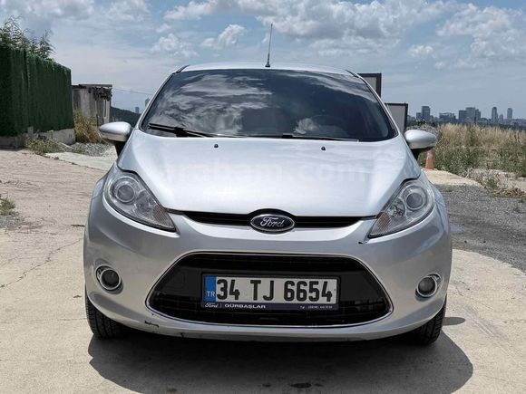 Sahibinden Ford Fiesta 1.4 TDCi Trend 2011 Model 