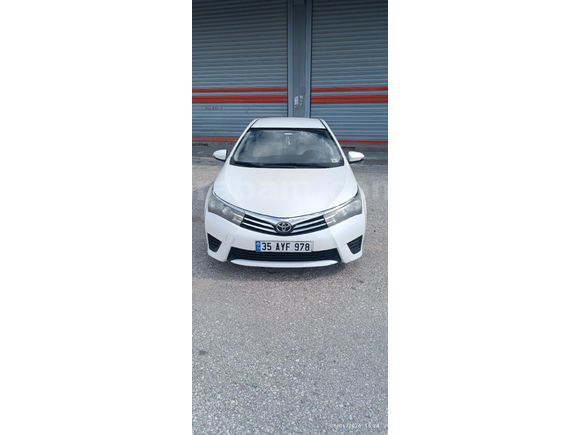 Sahibinden Toyota Corolla 1.33 Life 2014 Model  130.000 km Beyaz