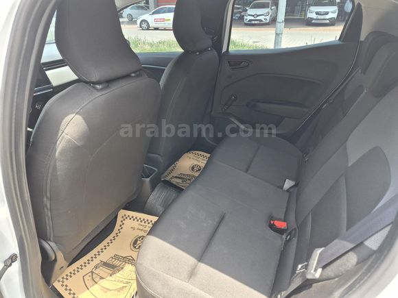 SÜPER TEMİZ HATASIZ 2022 MODEL TESLA EKRAN OTOMATİK CLİO
