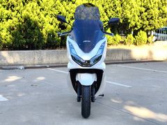 K.KARTI-2024 HONDA PCX 125 -13.000 KM'DE TUR CAMI-52 LT ÇANTA-