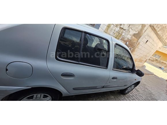 Sahibinden Renault Clio 1.4 RNA 2000 Model