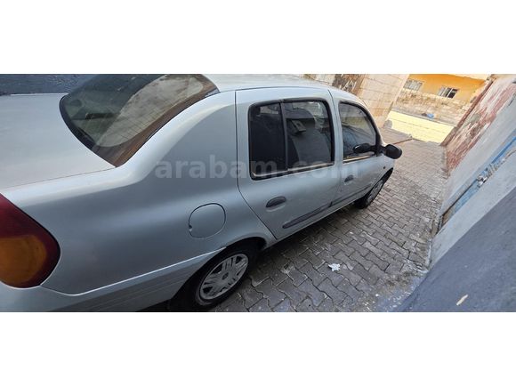 Sahibinden Renault Clio 1.4 RNA 2000 Model