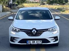 2021 MEGANE  DİZEL  OTOMATİK 156.000 KM TESLA EKRAN 