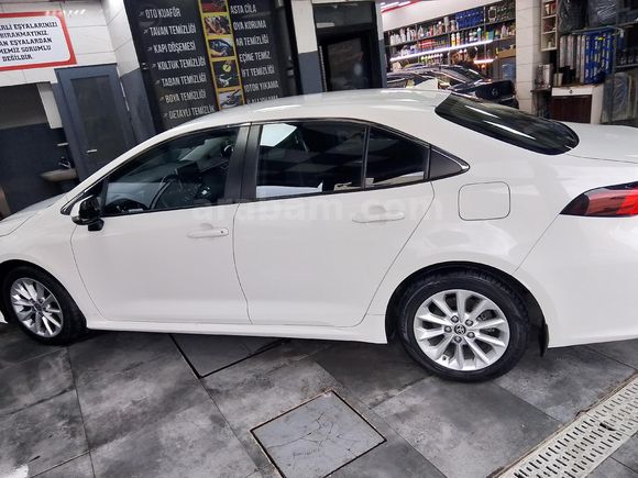 Sahibinden Toyota Corolla 1.5 Dream 2021 Model