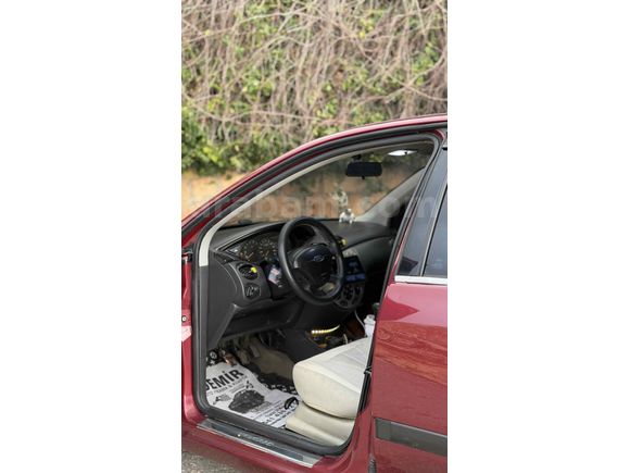 Sahibinden Ford Focus 1.6 Comfort 2004 Model 