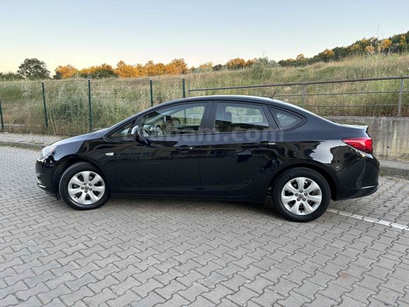 Sahibinden Opel Astra 1.6 Edition plus 2017 Model Sakarya 52.000 km Siyah