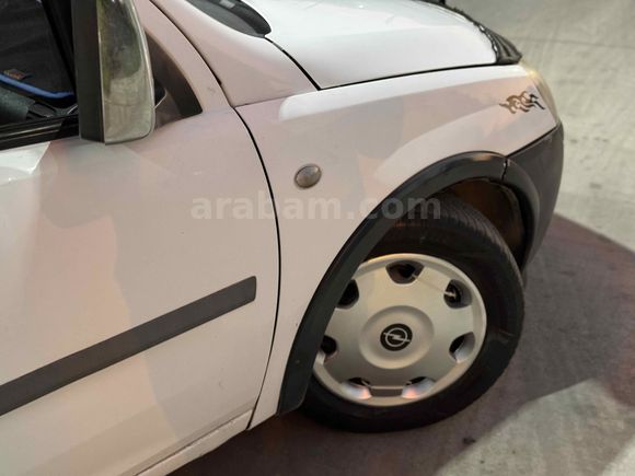 Galeriden Opel Combo 1.7 DTI Comfort 2003 Model Osmaniye