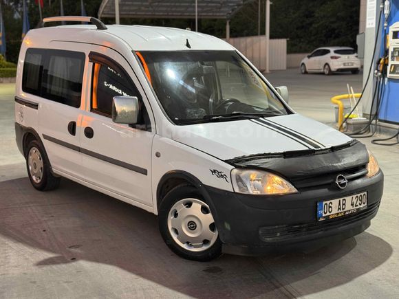 Galeriden Opel Combo 1.7 DTI Comfort 2003 Model Osmaniye