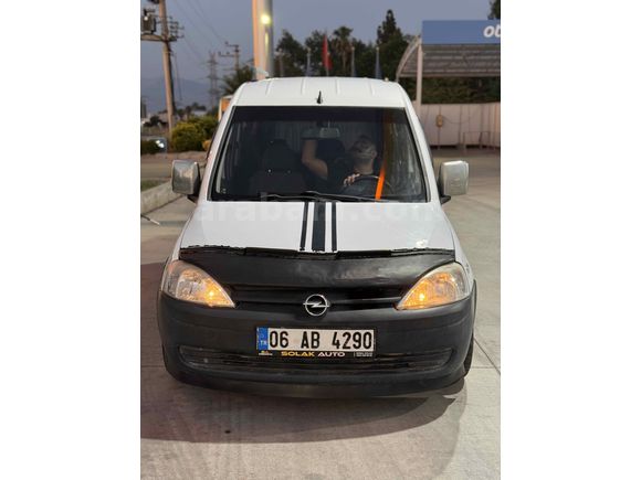 Galeriden Opel Combo 1.7 DTI Comfort 2003 Model Osmaniye