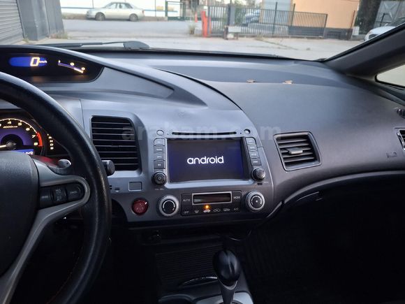 Sahibinden Honda Civic 1.6i VTEC Premium 2010 Model