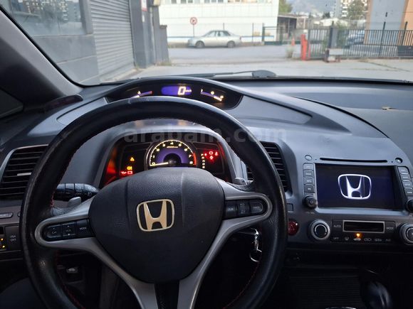 Sahibinden Honda Civic 1.6i VTEC Premium 2010 Model