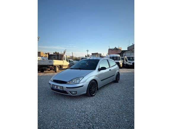Sahibinden Ford Focus 2.0 Sport Trend 2001 Model  320.000 km Gri (Gümüş)