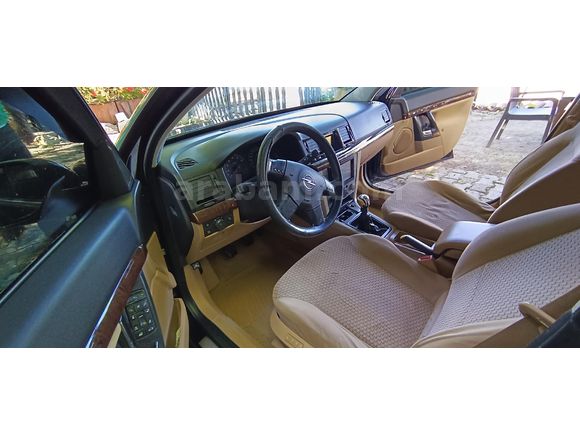 Vectra 1.6 Elegance  2003 Model