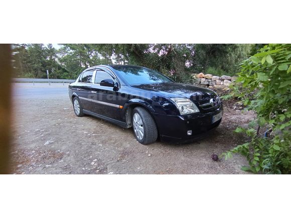 Vectra 1.6 Elegance  2003 Model