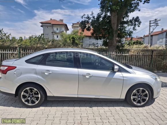 FORD FOCUS 1.6 Tİ-VCT TREND POWRRSHİFT -125 HP