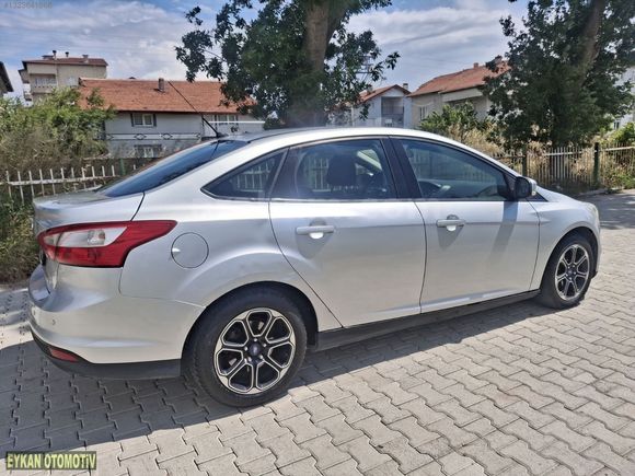 FORD FOCUS 1.6 Tİ-VCT TREND POWRRSHİFT -125 HP