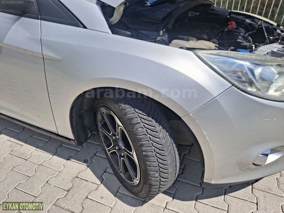 FORD FOCUS 1.6 Tİ-VCT TREND POWRRSHİFT -125 HP