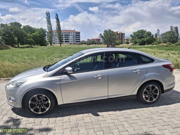 FORD FOCUS 1.6 Tİ-VCT TREND POWRRSHİFT -125 HP