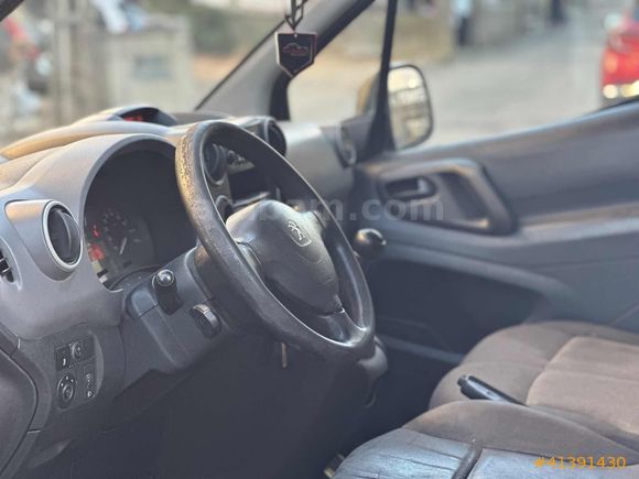 2017 MODEL PEUGEOT PARTNER 217 BİNDE KLİMALI UZUN ŞASE 2+1