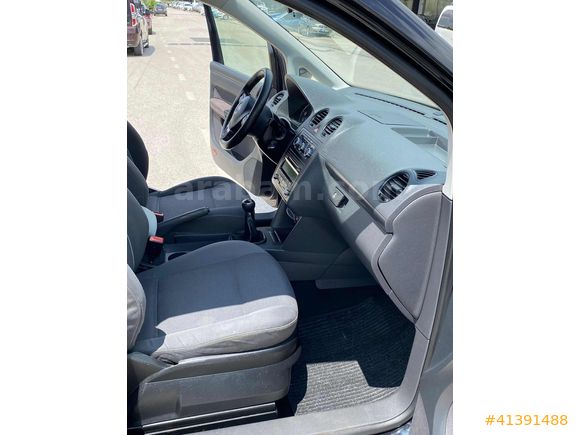 GALERİON'DAN 2011 CADDY 1.6 TRENDLİNE 1 DEĞİŞENLİ
