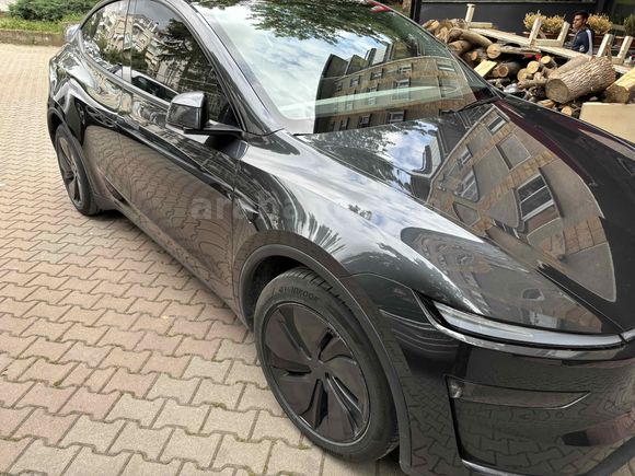 Sahibinden Tesla Model Y Standart Range 2025 Model 