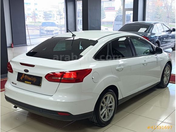 İLK SAHİBİNDEN NOKTA HATASIZ BOYASIZ 2017 MODEL 135 BİN KMDE