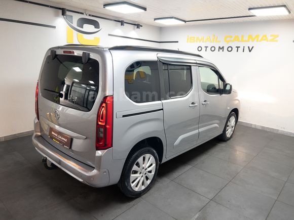 "%0 FAİZ KREDİ"2023 OPEL COMBO LIFE 1.5 ULTIMATE"CAM TAVAN-HTSZ"