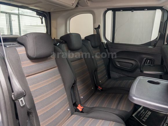 "%0 FAİZ KREDİ"2023 OPEL COMBO LIFE 1.5 ULTIMATE"CAM TAVAN-HTSZ"