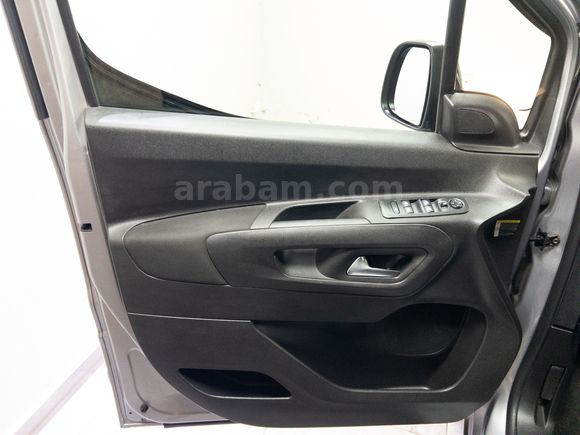 "%0 FAİZ KREDİ"2023 OPEL COMBO LIFE 1.5 ULTIMATE"CAM TAVAN-HTSZ"
