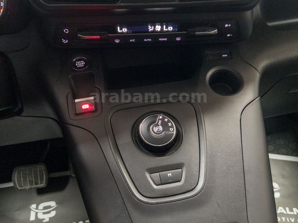 "%0 FAİZ KREDİ"2023 OPEL COMBO LIFE 1.5 ULTIMATE"CAM TAVAN-HTSZ"