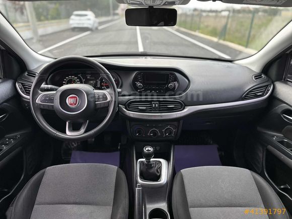 FİAT EGEA 1.4 FİRE EASY PLUS ÇELİK JANT 2018 MODEL HATCHBACK