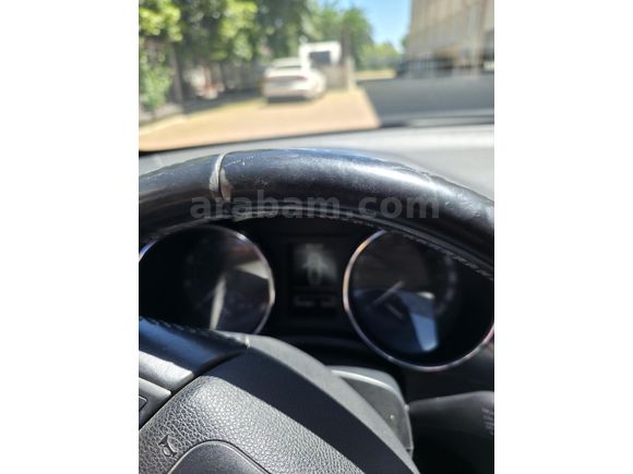 Sahibinden Skoda SuperB 1.4 TSI Active 2012 Model