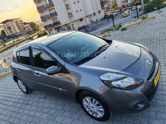 Galeriden Renault Clio 1.2 Extreme 2010 Model Manisa