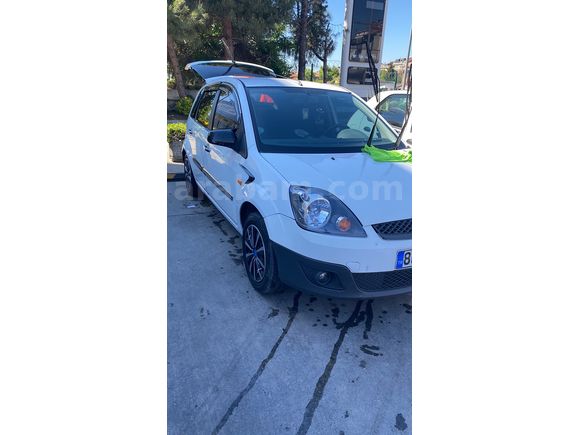 Sahibinden Ford Fiesta 1.4 TDCi Comfort 2008 Model 