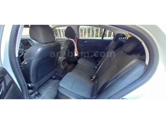 Sahibinden Renault Megane 1.5 Blue DCI Joy 2020 Model 