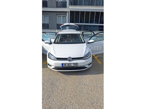 Sahibinden Volkswagen Golf 1.6 TDi BlueMotion Comfortline 2017 Model İzmir 125.000 km Beyaz