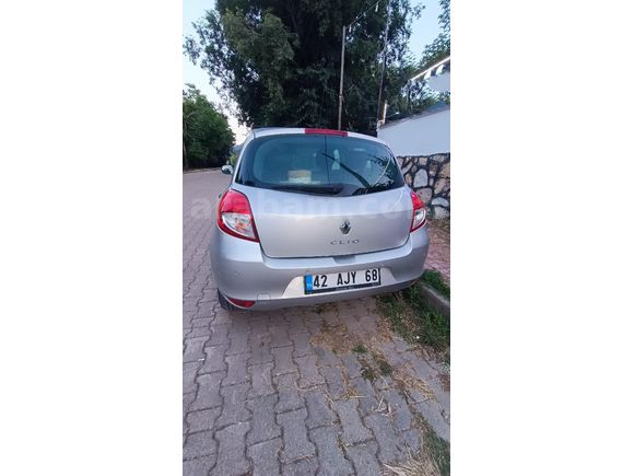 Sahibinden Renault Clio 1.2 Authentique 2009 Model