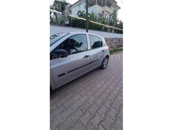 Sahibinden Renault Clio 1.2 Authentique 2009 Model