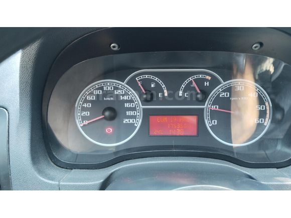 Sahibinden Fiat Albea Sole 1.3 Multijet Premio Plus 2011 Model Hatay 155.000 km Füme
