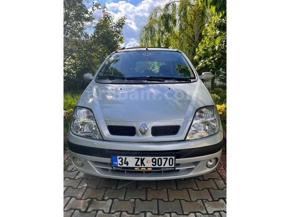Sahibinden Renault Scenic 1.6 RXE 2000 Model 