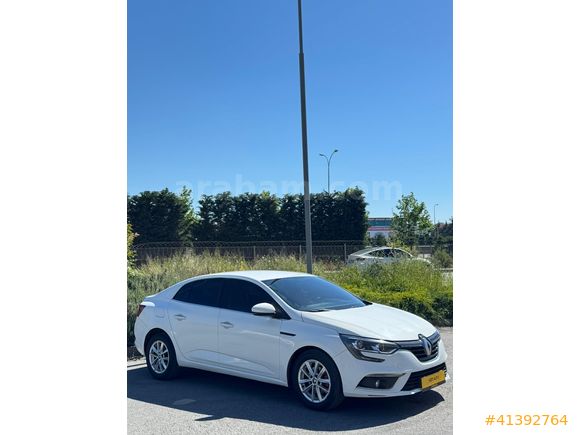 YİĞİT AUTO'DAN TAMAMINA KREDİLİ FULL BAKIMLI OTOMATİK MEGANE