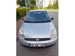 Sahibinden Ford Fiesta 1.4 TDCi Comfort 2005 Model  238.000 km Gri (Gümüş)