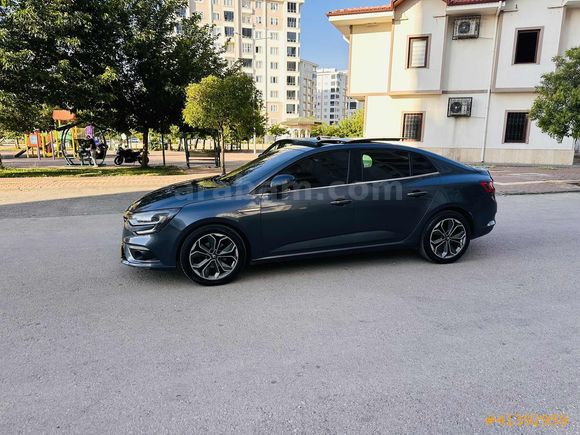 BOZKAR'DAN CAM TAVAN İCON RENAULT MEGANE DOLU PAKET