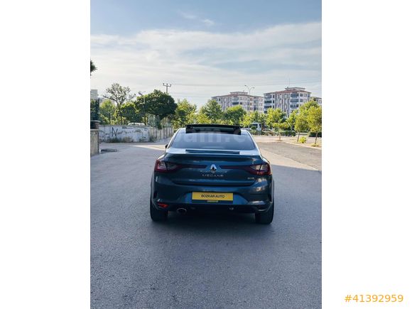 BOZKAR'DAN CAM TAVAN İCON RENAULT MEGANE DOLU PAKET