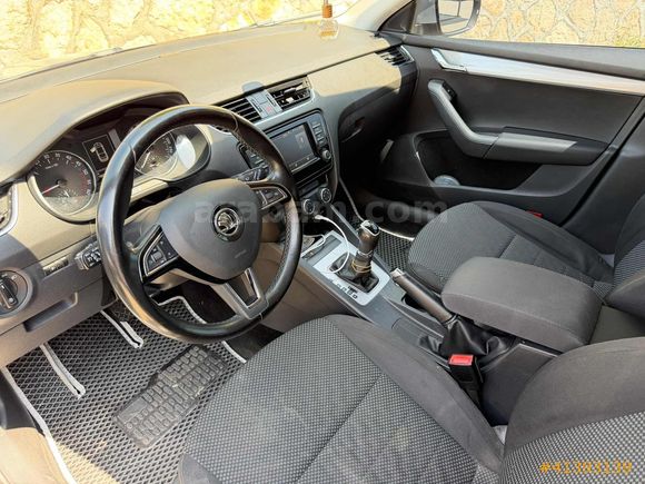 MODEL 2016 1.6 TDI GreenTec optimal DSG km 157 binde
