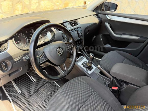 MODEL 2016 1.6 TDI GreenTec optimal DSG km 157 binde