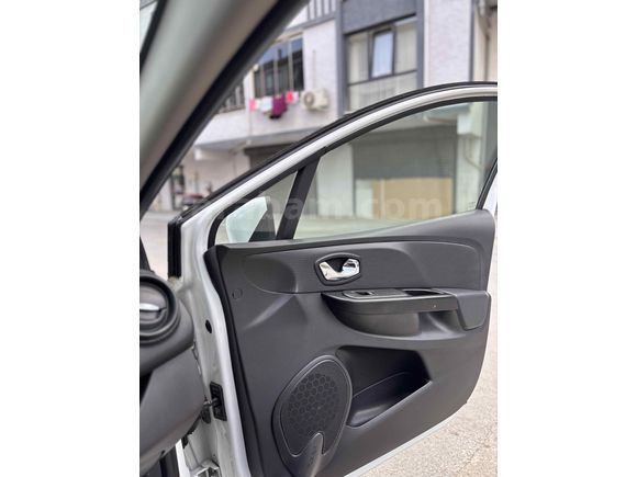 Sahibinden Renault Clio 1.2 Joy 2013 Model 