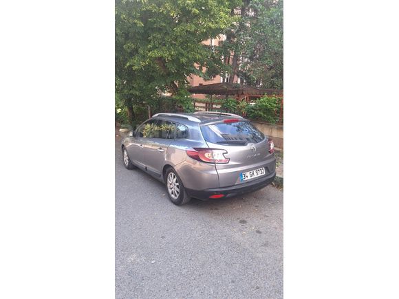 Renault Megane 3 otomatik vites uyguna full aile aracı