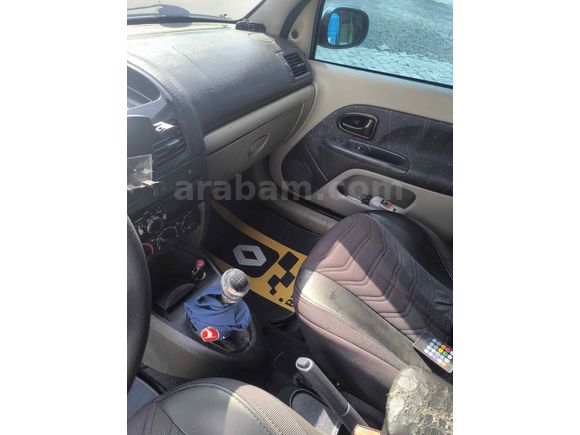  Aradığım aracı bulduğum için acil satılık !!
Sahibinden Renault Clio 1.2 Authentique  2003 Model 