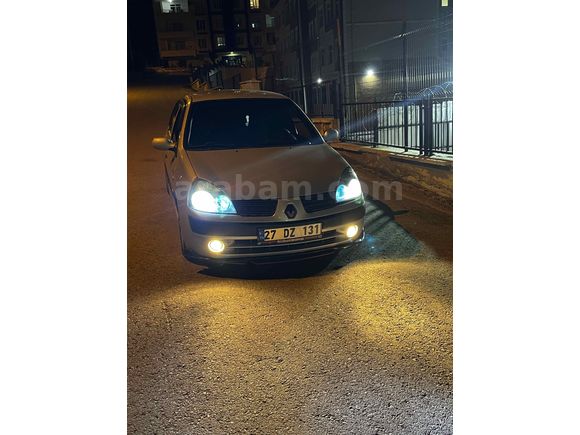  Aradığım aracı bulduğum için acil satılık !!
Sahibinden Renault Clio 1.2 Authentique  2003 Model 